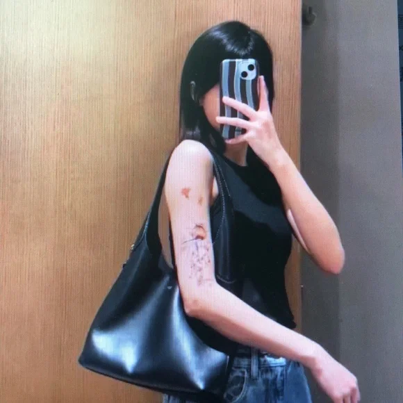 Coach Shoulder Bag Brooklyn 28 - Picture 3 of 7